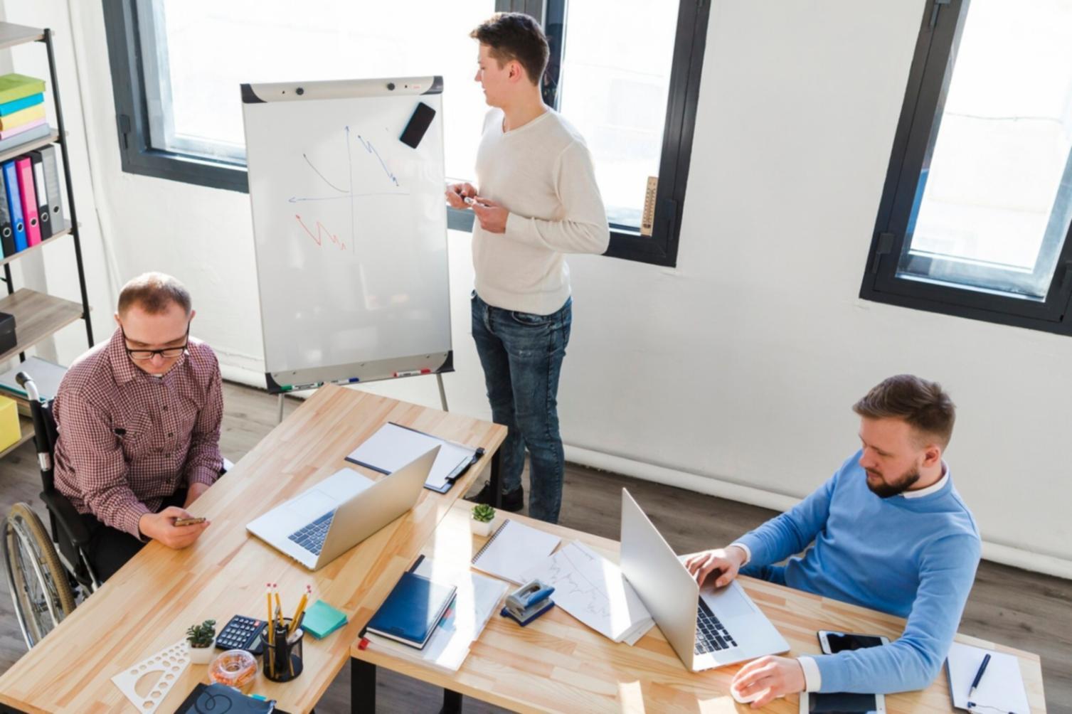 Analyse de documents financiers avec étude de cas réels